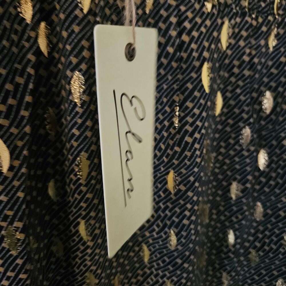 NWT Elan Metallic Foil Printed Smocked Blouse Sz Medium - Picture 10 of 14